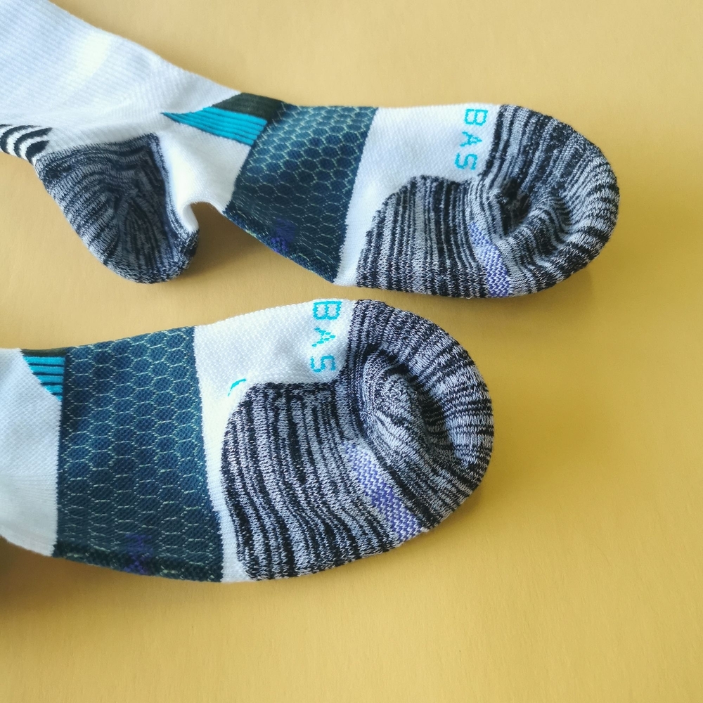 Bombas Calf Socks Size L Comfortable Quality White Athletic Wear
